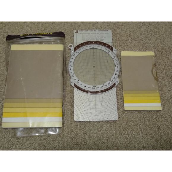 Flight Computer for pilots (E-6B Type) Jeppesen CSG-9 Slide - Aviation Manual - Picture 2 of 4